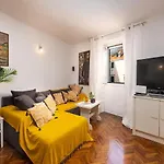 Apartment Jany